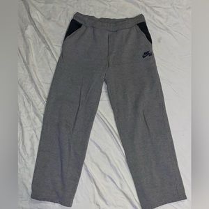 Nike sweat pants, size large